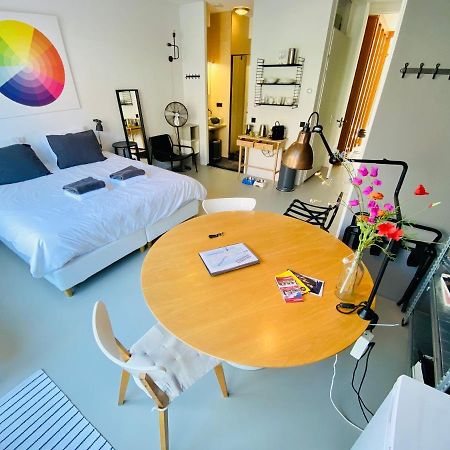 Private Studio With Free Car Parking Amsterdam Exteriör bild